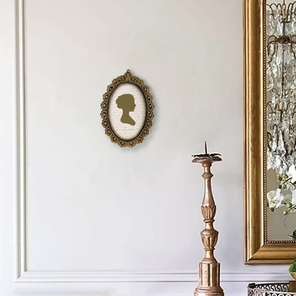 Sunlit Vintage Picture Frame 4x6 Inch, Oval Antique Photo Frames with Glass Front, Luxury Photo Display, Tabletop Wall Hanging, Gift Ideas, White