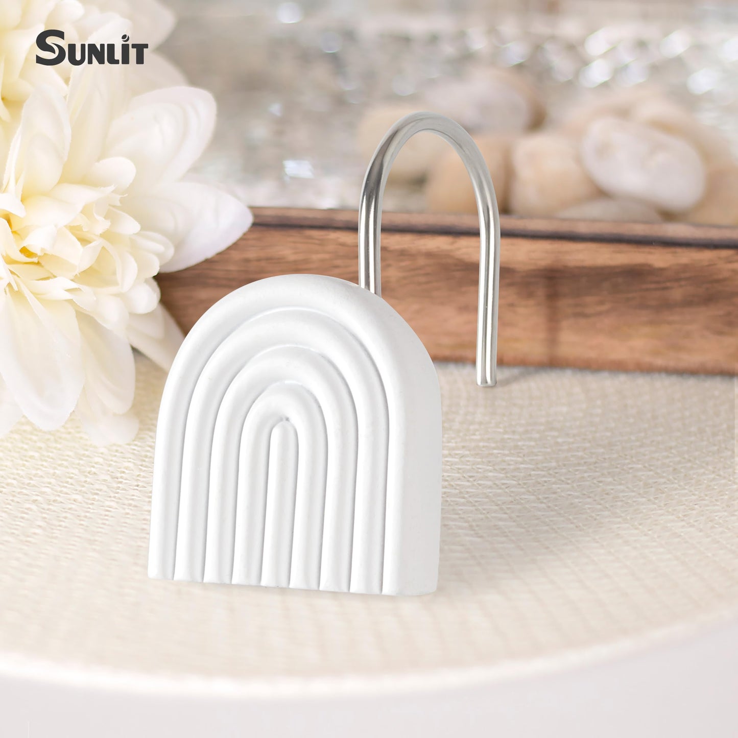 Sunlit Geometric Decorative Shower Curtain Hooks, Matt Triangle Geometric Black Shower Curtain Rings, Resin, Bathroom Decoration Boho Shower Curtain Hooks-12 Pack